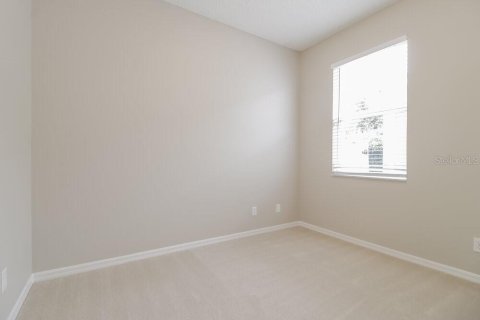 Casa en alquiler en Orlando, Florida, 4 dormitorios, 183.2 m2 № 1894671 - foto 12