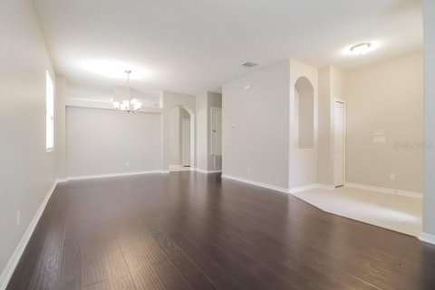 Casa en alquiler en Orlando, Florida, 4 dormitorios, 183.2 m2 № 1894671 - foto 3