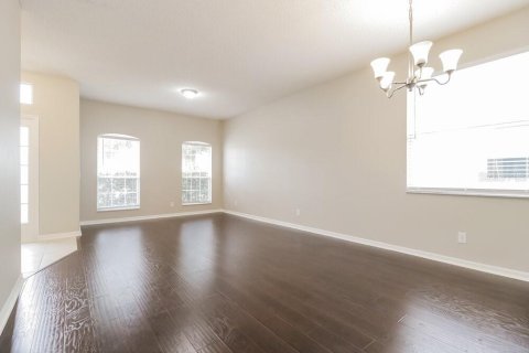 Casa en alquiler en Orlando, Florida, 4 dormitorios, 183.2 m2 № 1894671 - foto 4