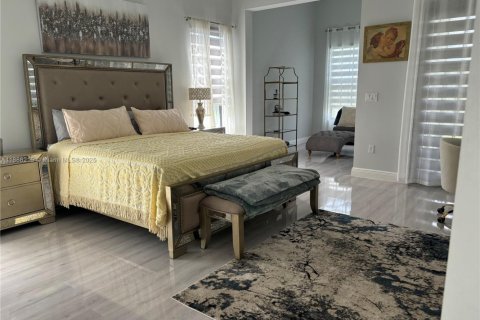 Casa en alquiler en Ave Maria, Florida, 4 dormitorios № 1938657 - foto 1