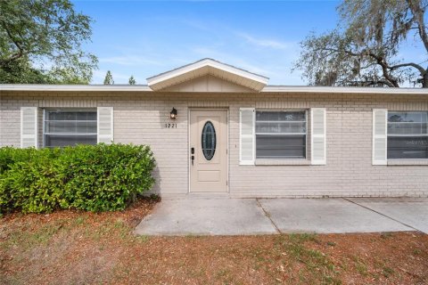 Villa ou maison à louer à Tarpon Springs, Floride: 4 chambres, 130.43 m2 № 2400100 - photo 5