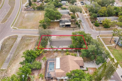 Villa ou maison à louer à Tarpon Springs, Floride: 4 chambres, 130.43 m2 № 2400100 - photo 3