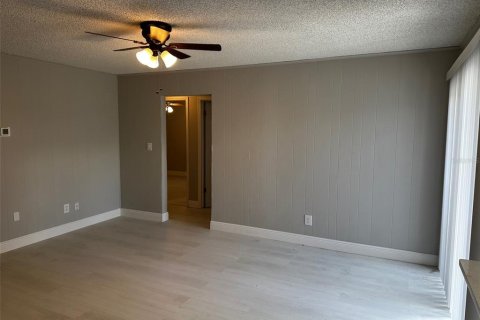House in Orlando, Florida 3 bedrooms, 150.5 sq.m. № 1856520 - photo 5