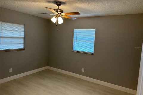 House in Orlando, Florida 3 bedrooms, 150.5 sq.m. № 1856520 - photo 6