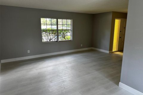 House in Orlando, Florida 3 bedrooms, 150.5 sq.m. № 1856520 - photo 3