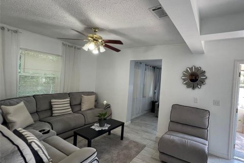 House in Winter Haven, Florida 3 bedrooms, 89.93 sq.m. № 1750238 - photo 30