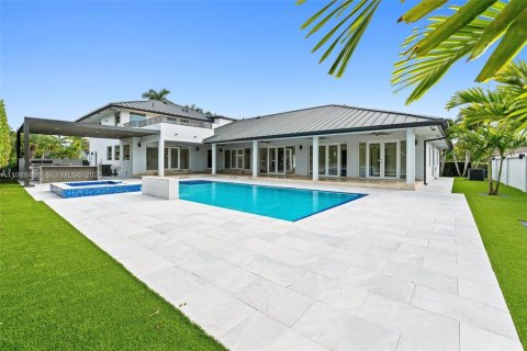 Villa ou maison à vendre à Hialeah Gardens, Floride: 5 chambres, 451.32 m2 № 2004805 - photo 14