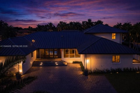 Villa ou maison à Hialeah Gardens, Floride 5 chambres, 451.32 m2 № 2004805