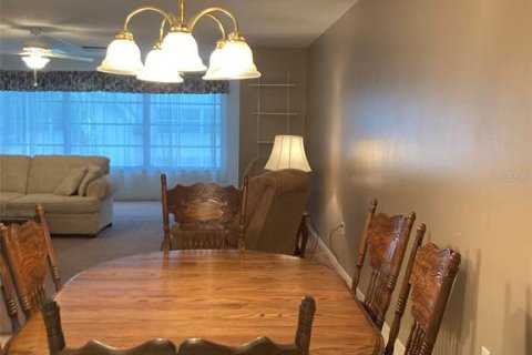 Condo in Saint Petersburg, Florida, 1 bedroom  № 1802228 - photo 14