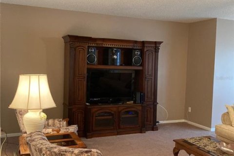 Condo in Saint Petersburg, Florida, 1 bedroom  № 1802228 - photo 19