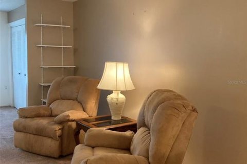 Condo in Saint Petersburg, Florida, 1 bedroom  № 1802228 - photo 18