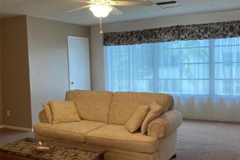 Condo in Saint Petersburg, Florida, 1 bedroom  № 1802228 - photo 21