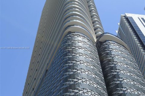 Condominio en alquiler en Miami, Florida, 1 dormitorio, 68.47 m2 № 1982481 - foto 4