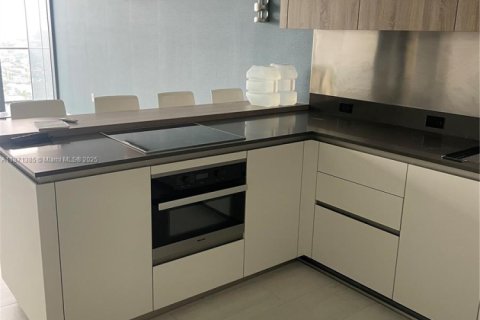 Condominio en alquiler en Miami, Florida, 1 dormitorio, 68.47 m2 № 1982481 - foto 30