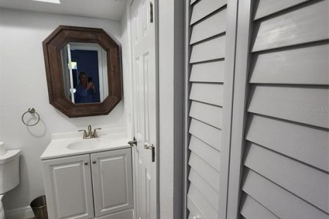 Townhouse in Dunedin, Florida 2 bedrooms, 102.19 sq.m. № 1718438 - photo 12