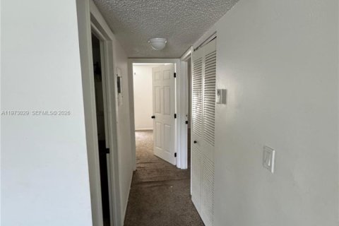 Condominio en alquiler en Lauderhill, Florida, 2 dormitorios, 81.1 m2 № 2033210 - foto 20