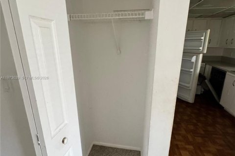 Condominio en alquiler en Lauderhill, Florida, 2 dormitorios, 81.1 m2 № 2033210 - foto 21
