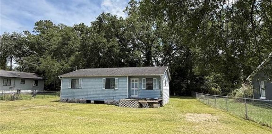 Villa ou maison à Summerfield, Floride 3 chambres, 91.42 m2 № 2234427
