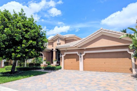 Casa en Lake Worth, Florida 4 dormitorios, 253.34 m2 № 2183256