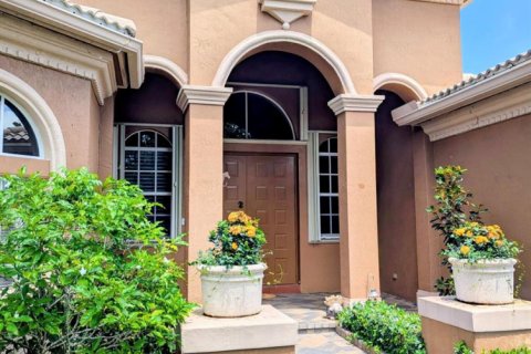 House in Lake Worth, Florida 4 bedrooms, 253.34 sq.m. № 2183256 - photo 3