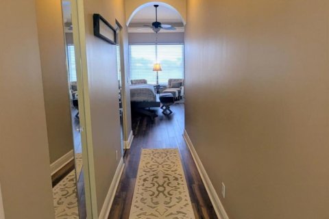 House in Lake Worth, Florida 4 bedrooms, 253.34 sq.m. № 2183256 - photo 30