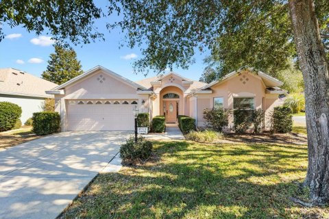 Casa en The Villages, Florida 3 dormitorios, 188.31 m2 № 2167009
