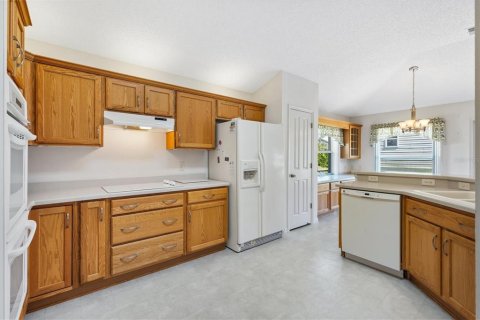 Casa en venta en The Villages, Florida, 3 dormitorios, 188.31 m2 № 2167009 - foto 8
