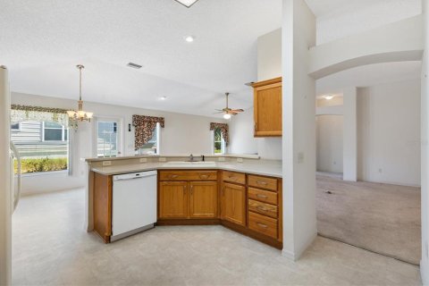 Casa en venta en The Villages, Florida, 3 dormitorios, 188.31 m2 № 2167009 - foto 9
