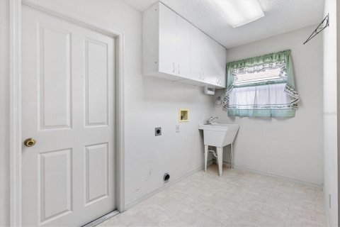 Casa en venta en The Villages, Florida, 3 dormitorios, 188.31 m2 № 2167009 - foto 22