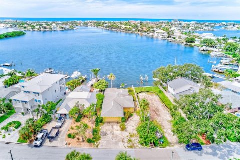 Land in Indian Rocks Beach, Florida № 1903248 - photo 19