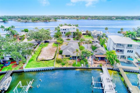 Land in Indian Rocks Beach, Florida № 1903248 - photo 11