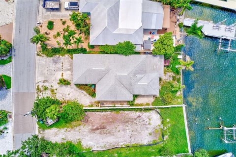 Land in Indian Rocks Beach, Florida № 1903248 - photo 16