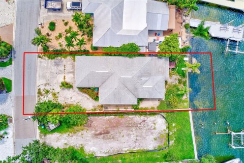 Land in Indian Rocks Beach, Florida № 1903248 - photo 2