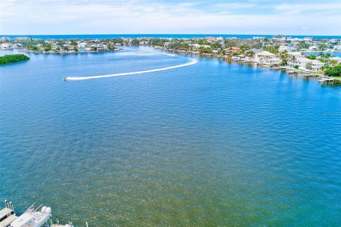 Land in Indian Rocks Beach, Florida № 1903248 - photo 14