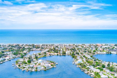 Land in Indian Rocks Beach, Florida № 1903248 - photo 8