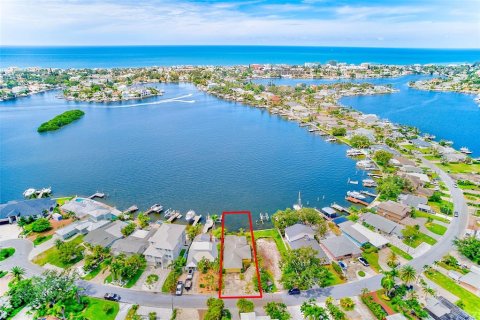 Land in Indian Rocks Beach, Florida № 1903248 - photo 17
