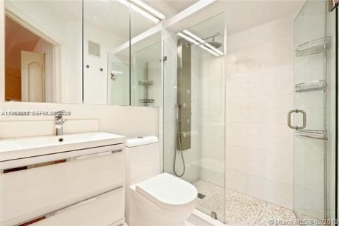 Touwnhouse à vendre à Palmetto Bay, Floride: 3 chambres, 127.28 m2 № 2024195 - photo 11