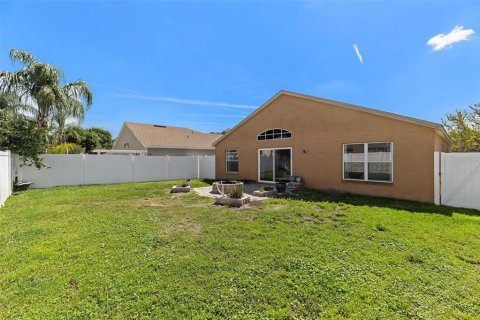 House in Wesley Chapel, Florida 3 bedrooms, 141.68 sq.m. № 1612858 - photo 14