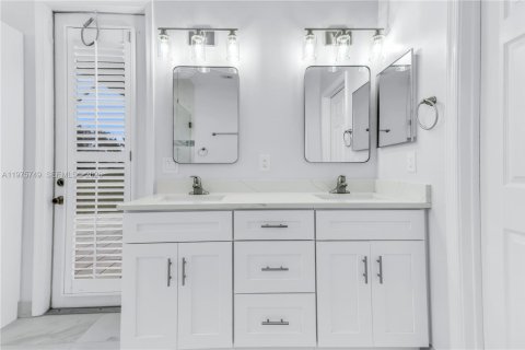 Villa ou maison à vendre à Coral Springs, Floride: 3 chambres, 203.27 m2 № 2041454 - photo 27