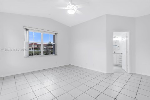 Villa ou maison à vendre à Coral Springs, Floride: 3 chambres, 203.27 m2 № 2041454 - photo 23