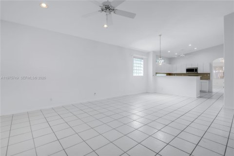 Villa ou maison à vendre à Coral Springs, Floride: 3 chambres, 203.27 m2 № 2041454 - photo 18