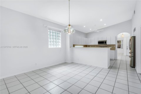 Villa ou maison à vendre à Coral Springs, Floride: 3 chambres, 203.27 m2 № 2041454 - photo 20