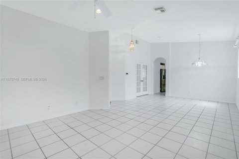 Villa ou maison à vendre à Coral Springs, Floride: 3 chambres, 203.27 m2 № 2041454 - photo 7