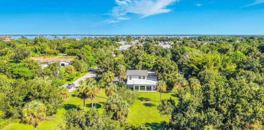 Casa en Punta Gorda, Florida 4 dormitorios, 315.87 m2 № 2383494