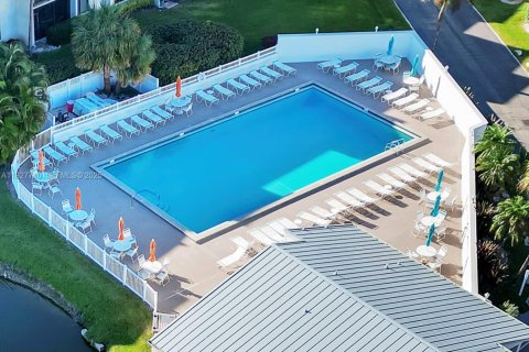 Купить кондоминиум в Сент-Луси, Флорида 3 спальни, 139.73м2, № 2053458 - фото 5