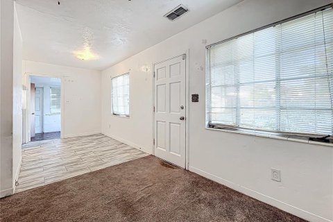 House in Saint Petersburg, Florida 2 bedrooms, 72.09 sq.m. № 1411413 - photo 10