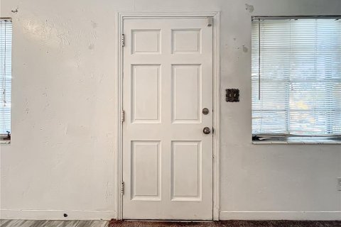 House in Saint Petersburg, Florida 2 bedrooms, 72.09 sq.m. № 1411413 - photo 3