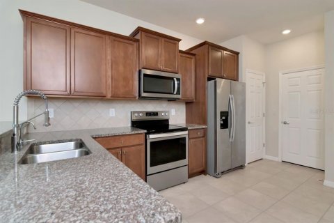 Touwnhouse à vendre à Tampa, Floride: 2 chambres, 147.53 m2 № 2110090 - photo 18