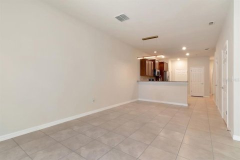 Touwnhouse à vendre à Tampa, Floride: 2 chambres, 147.53 m2 № 2110090 - photo 13