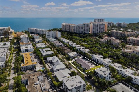 Condo in Key Biscayne, Florida, 4 bedrooms  № 1458114 - photo 29